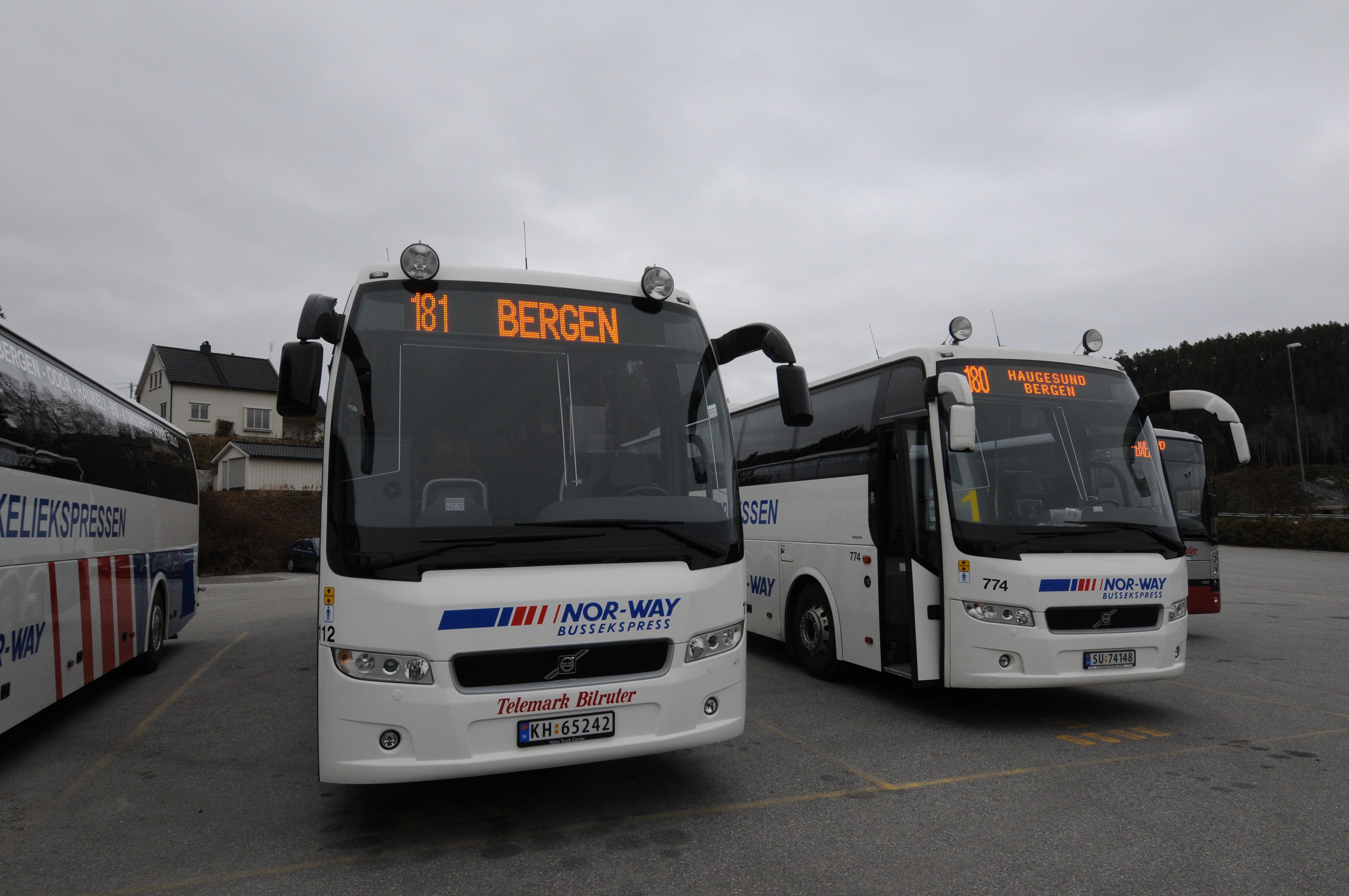 Over 200 sat usikra i bussen